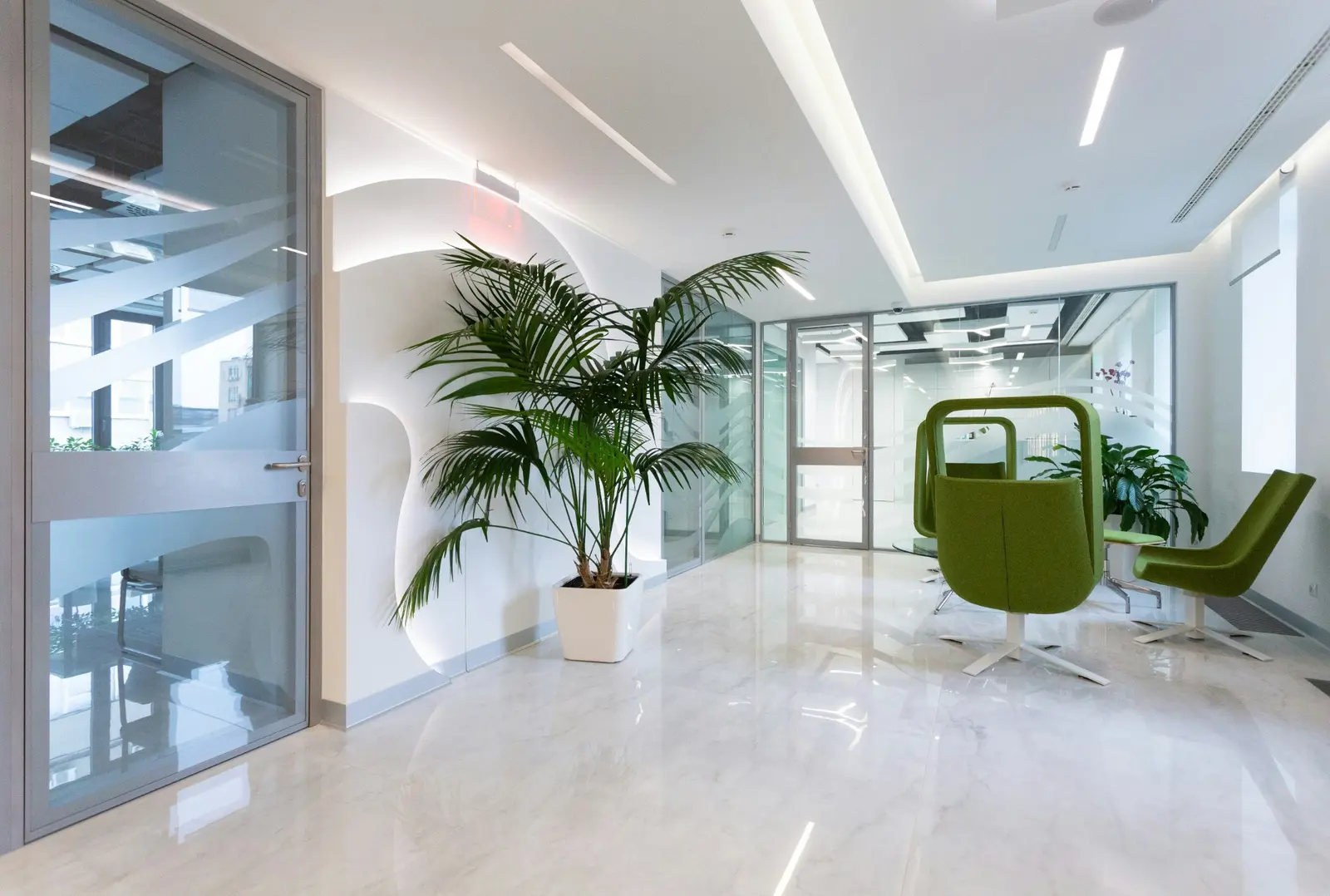 Moderní interiér partnerské kliniky v Tbilisi